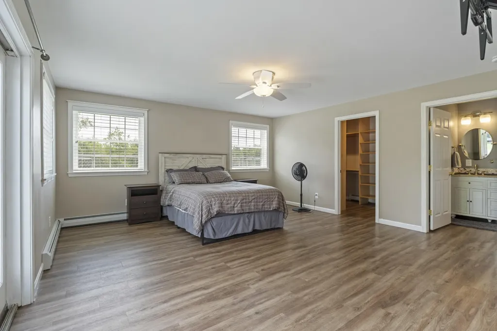 446 Eastern Avenue Augusta ME 04330