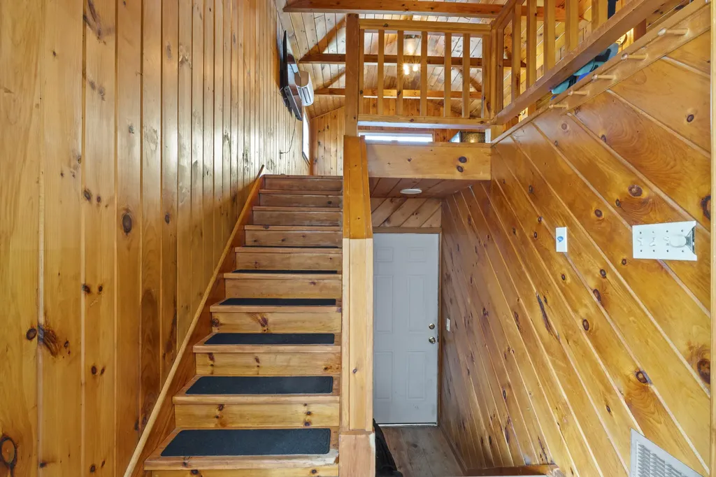 446 Eastern Avenue Augusta ME 04330