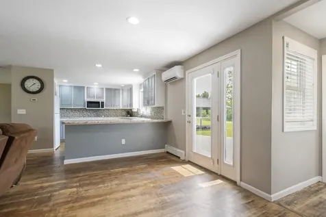 446 Eastern Avenue Augusta ME 04330