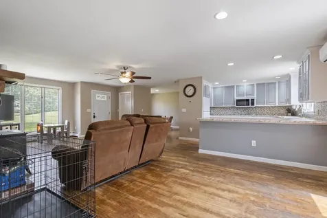 446 Eastern Avenue Augusta ME 04330