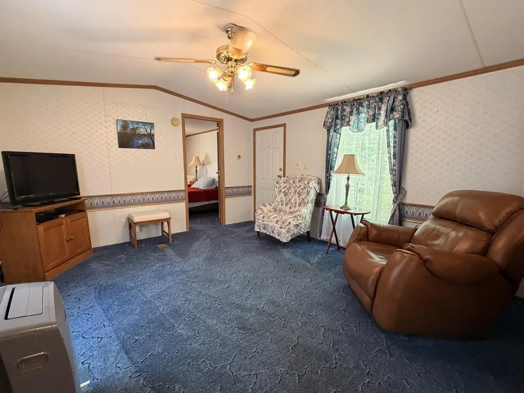 33 Wildflower Lane Naples ME 04055