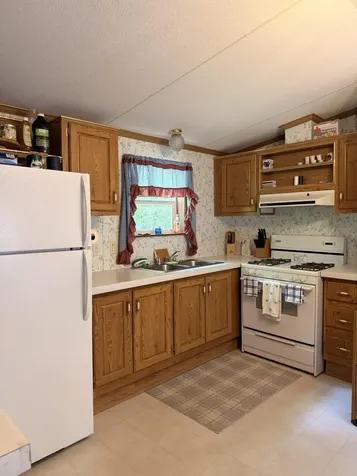 33 Wildflower Lane Naples ME 04055