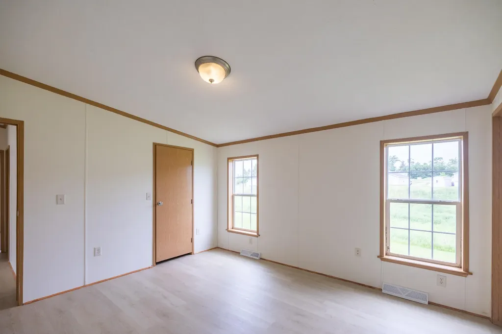 71 Amy Street Poland ME 04274