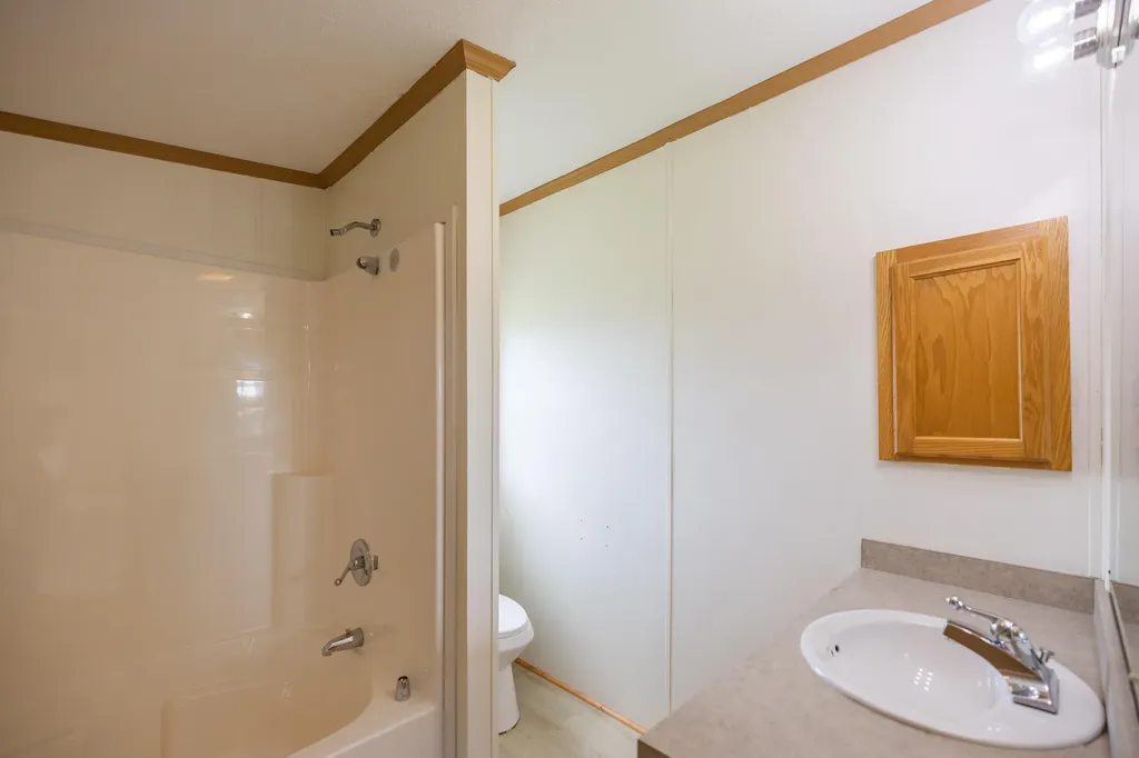 71 Amy Street Poland ME 04274