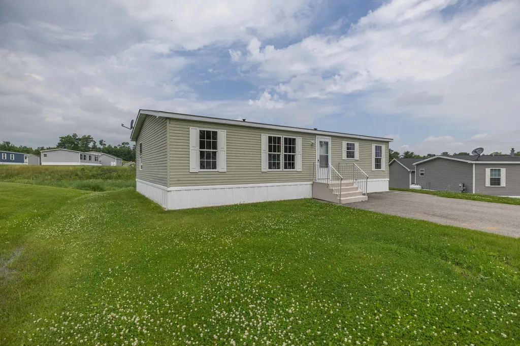 71 Amy Street Poland ME 04274