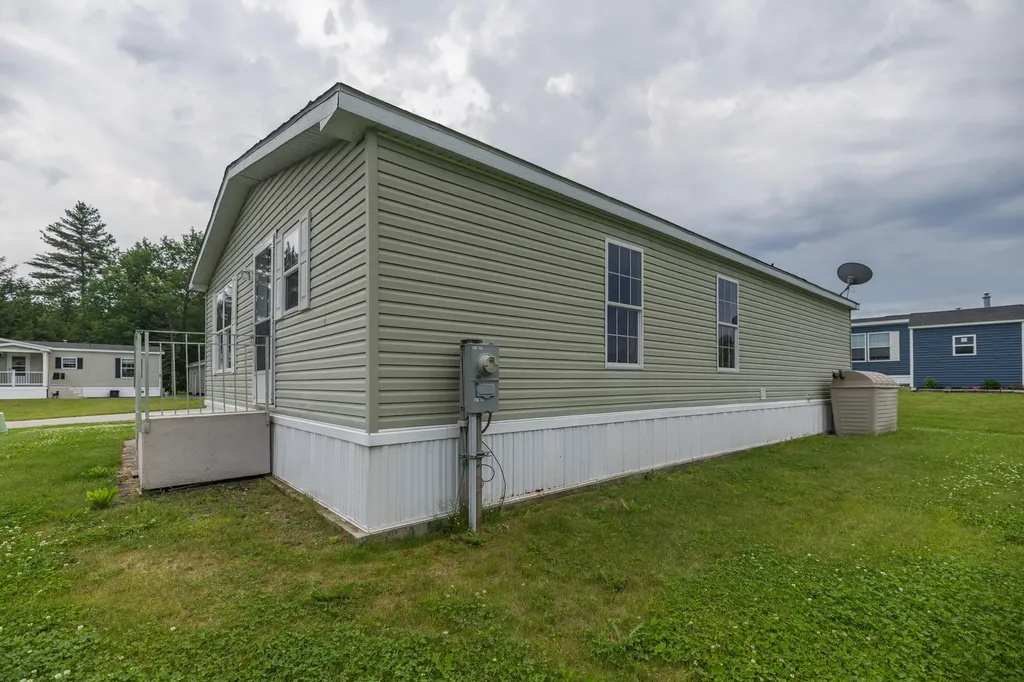 71 Amy Street Poland ME 04274