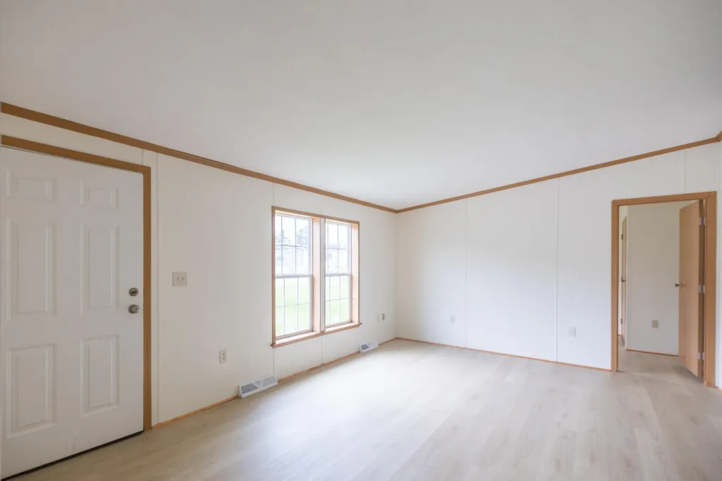 71 Amy Street Poland ME 04274