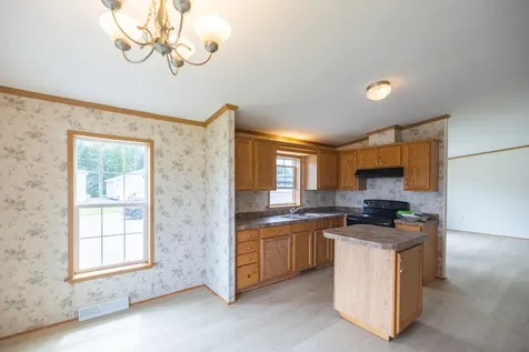 71 Amy Street Poland ME 04274
