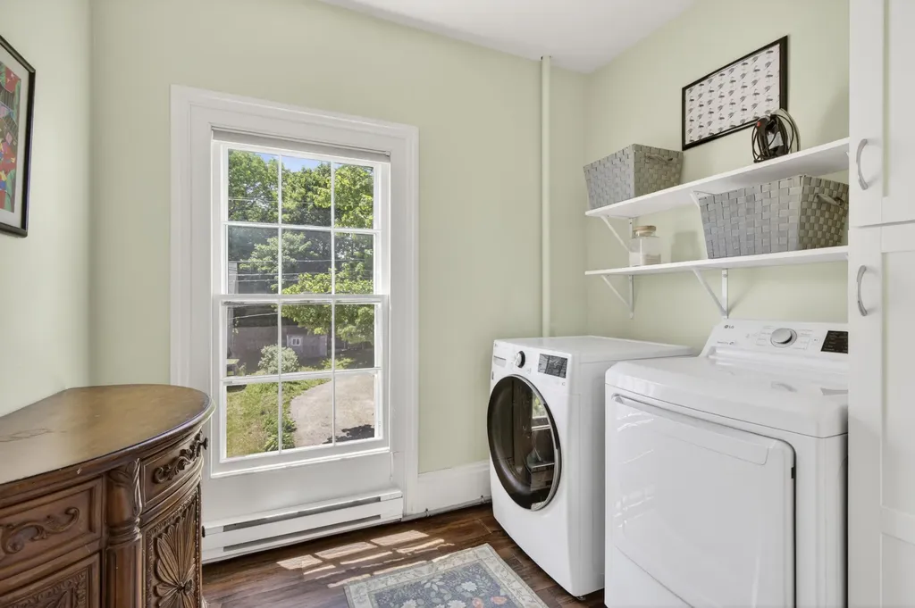 49 Talbot Avenue Rockland ME 04841