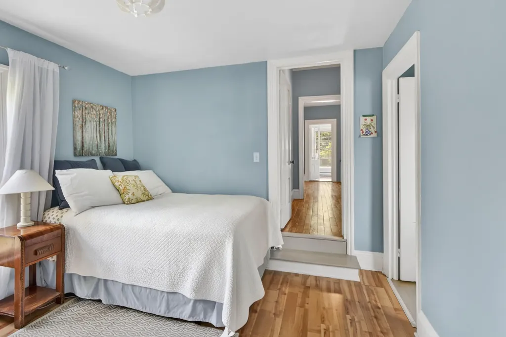 49 Talbot Avenue Rockland ME 04841