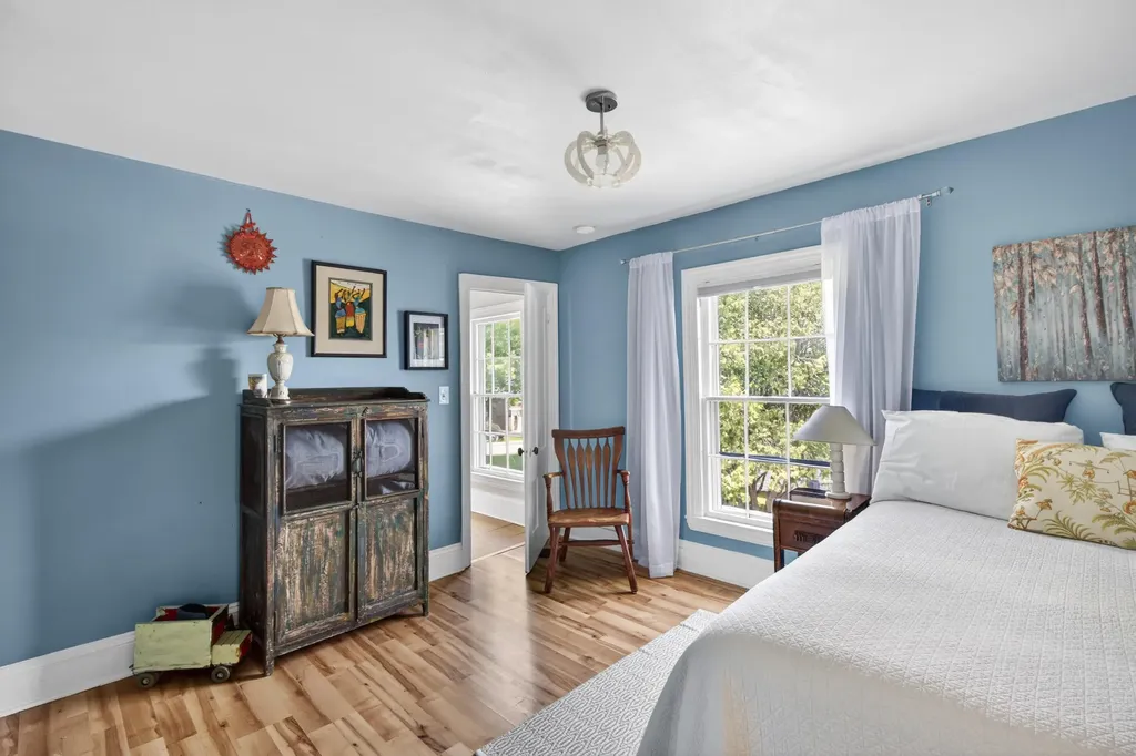49 Talbot Avenue Rockland ME 04841