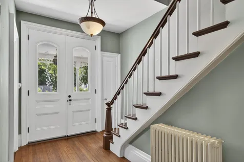 49 Talbot Avenue Rockland ME 04841