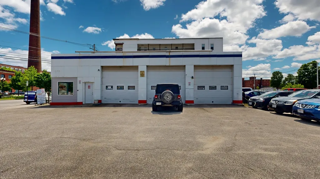 61 Lincoln Street Lewiston ME 04240