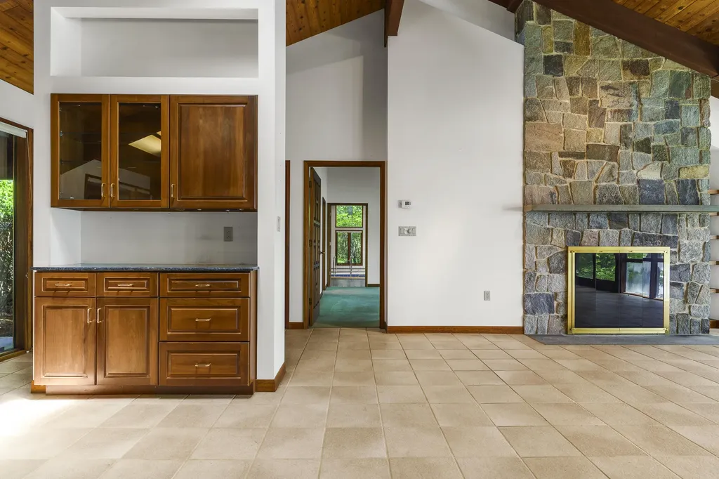 227 Quail Run Road Bristol ME 04539
