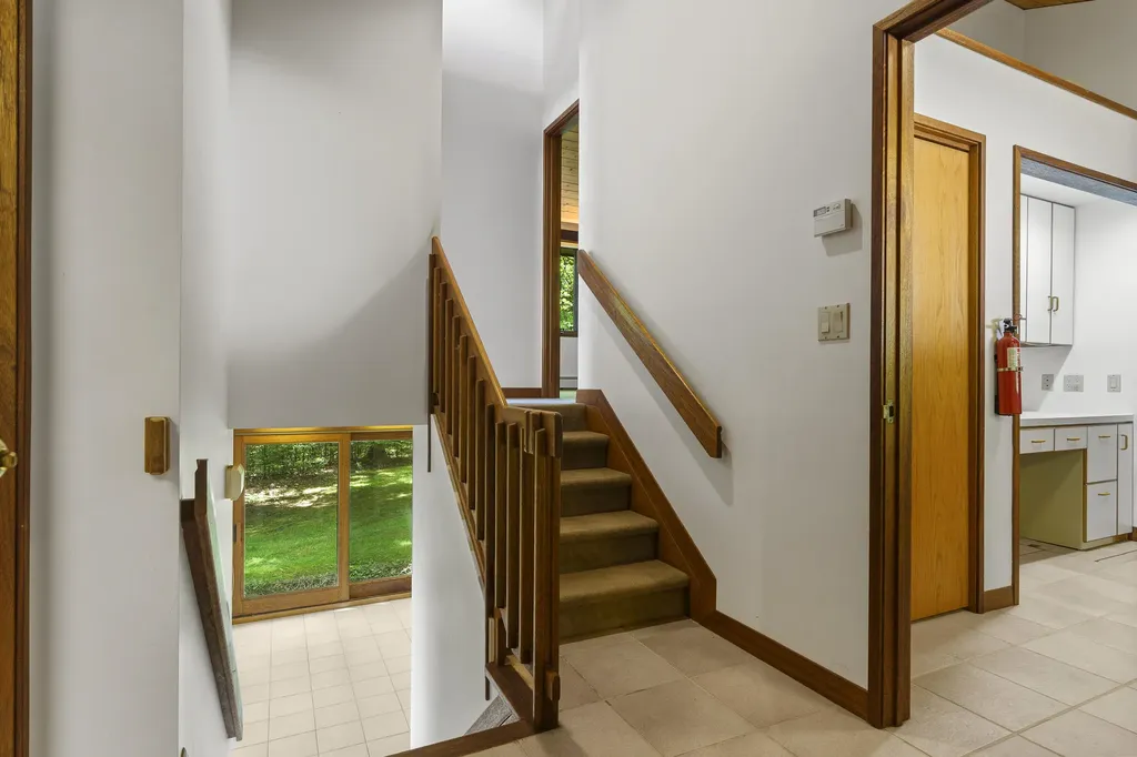 227 Quail Run Road Bristol ME 04539