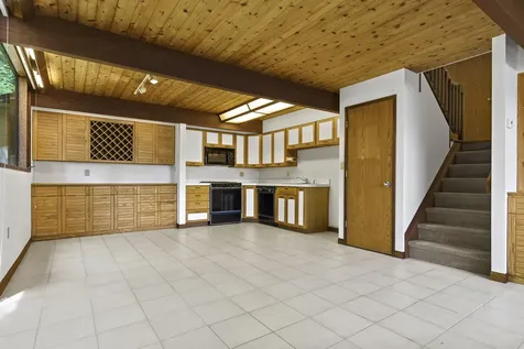 227 Quail Run Road Bristol ME 04539