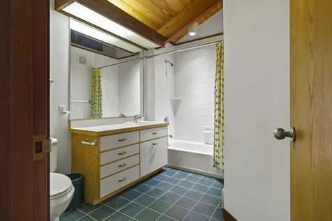 227 Quail Run Road Bristol ME 04539