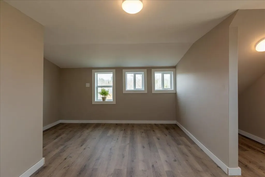 585 Waldoboro Road Washington ME 04574
