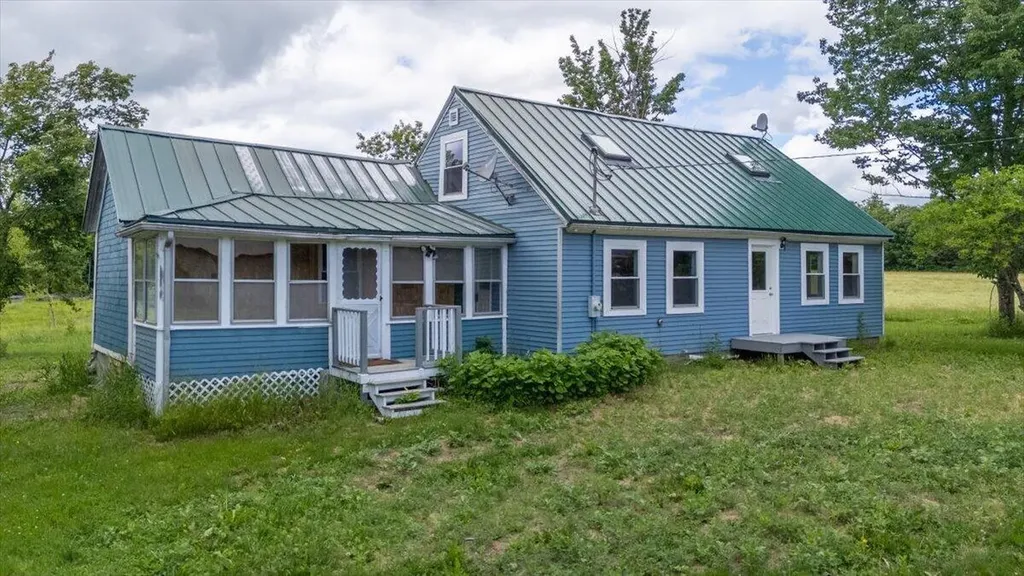 585 Waldoboro Road Washington ME 04574