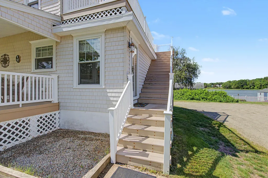 1 Heron Cove Biddeford ME 04005