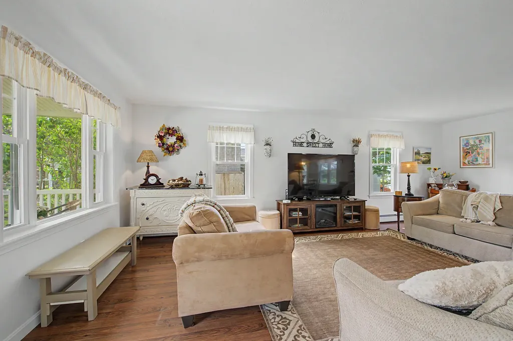 1 Heron Cove Biddeford ME 04005