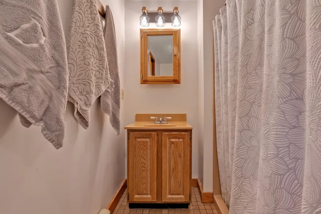 1148 West Road Waterboro ME 04087