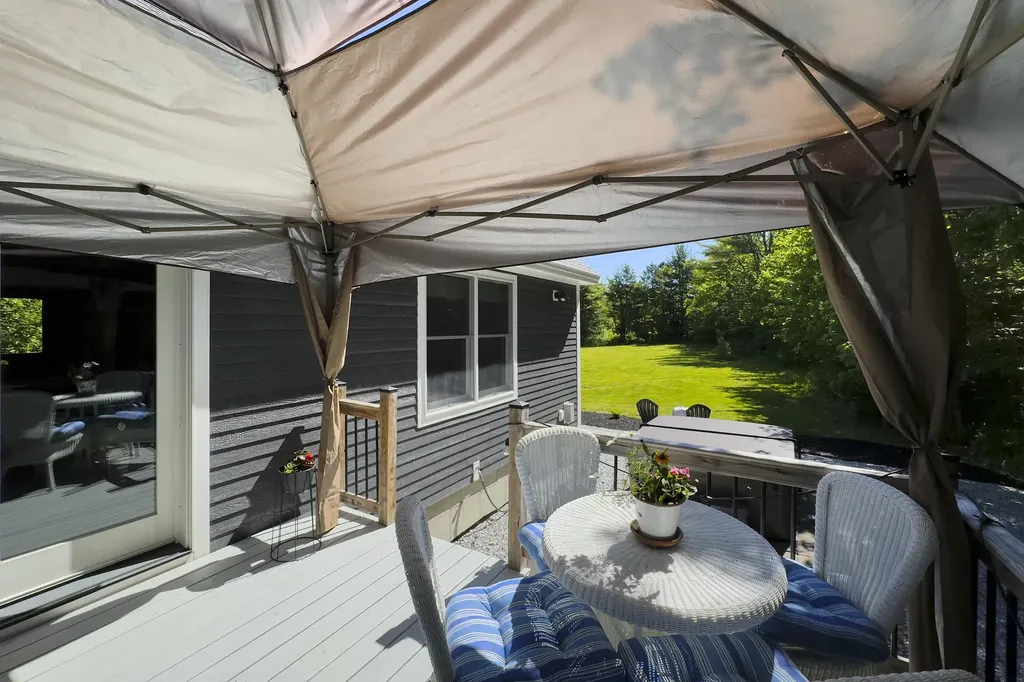 371 Union Road Waldoboro ME 04572