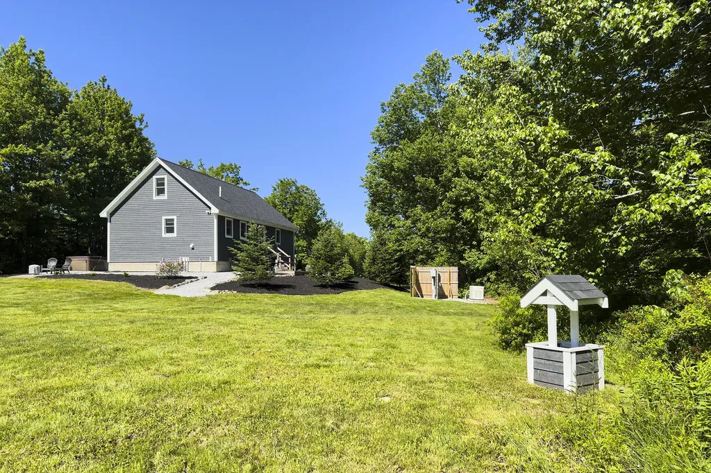 371 Union Road Waldoboro ME 04572