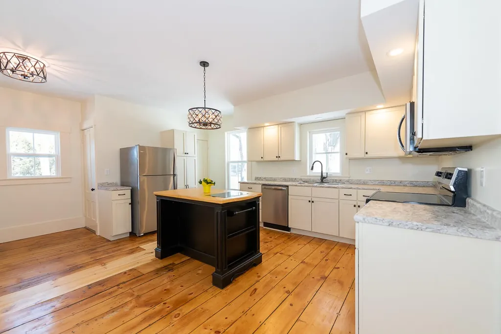 27 School Street Berwick ME 03901