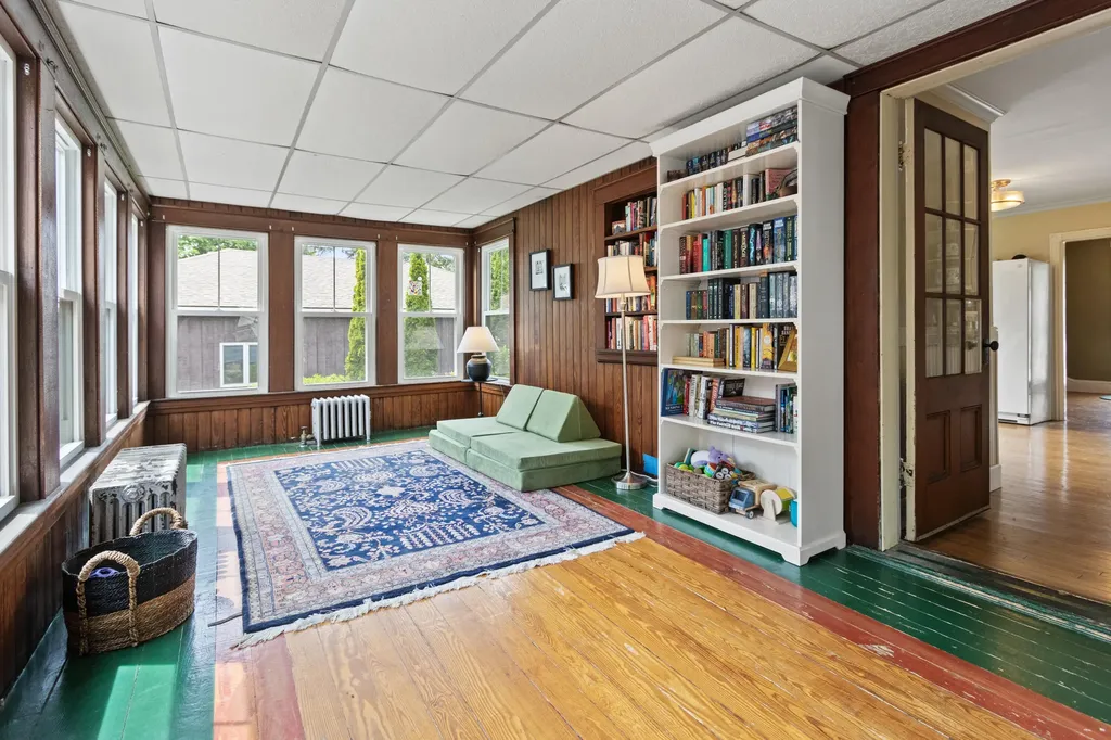 24 Grandview Avenue South Portland ME 04106