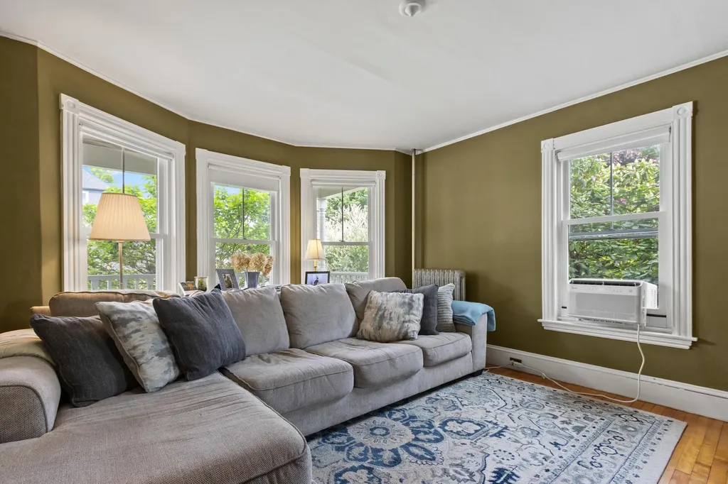 24 Grandview Avenue South Portland ME 04106