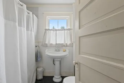24 Grandview Avenue South Portland ME 04106