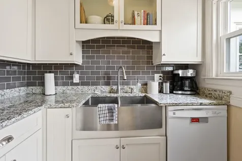24 Grandview Avenue South Portland ME 04106