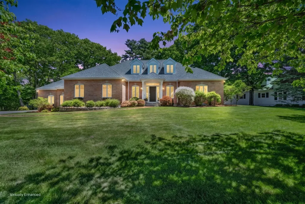 3 Pond Road Wayne ME 04284