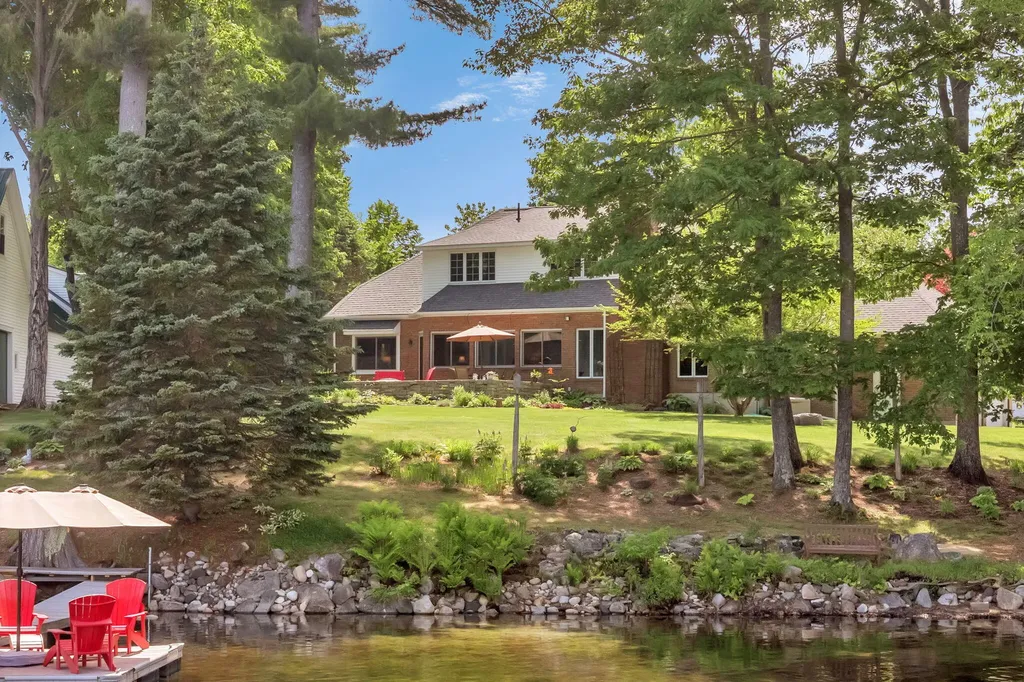 3 Pond Road Wayne ME 04284