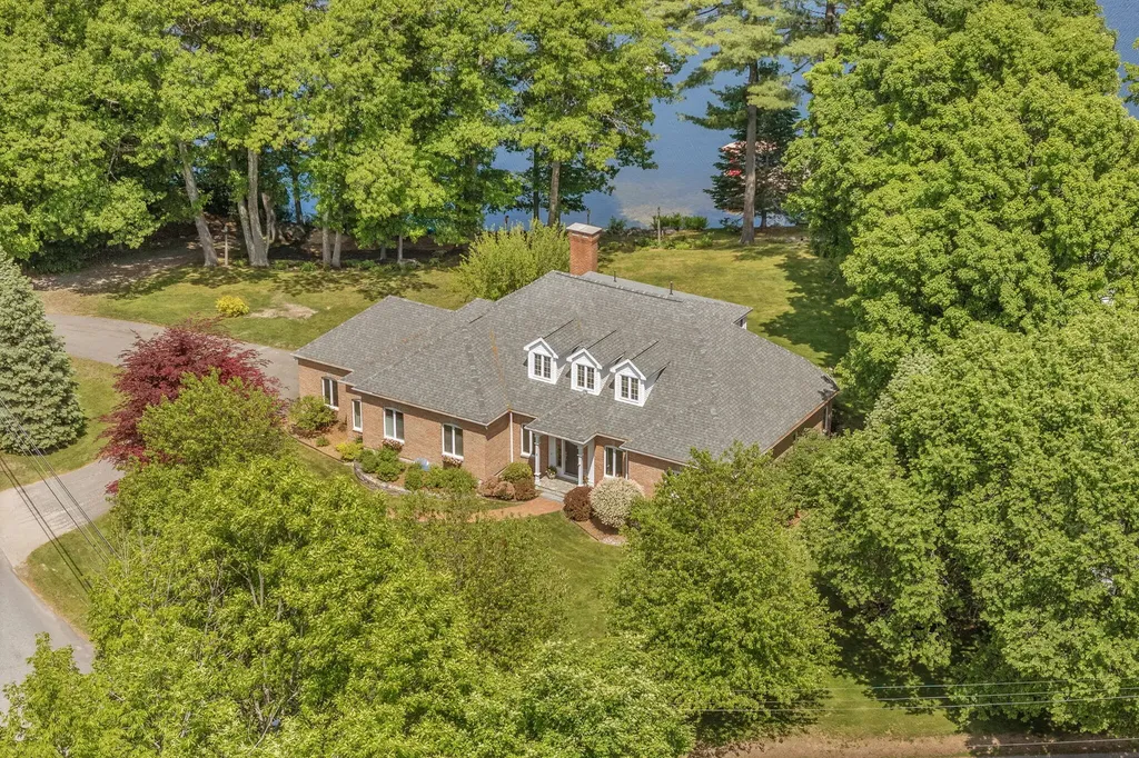 3 Pond Road Wayne ME 04284
