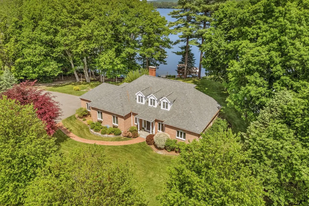 3 Pond Road Wayne ME 04284