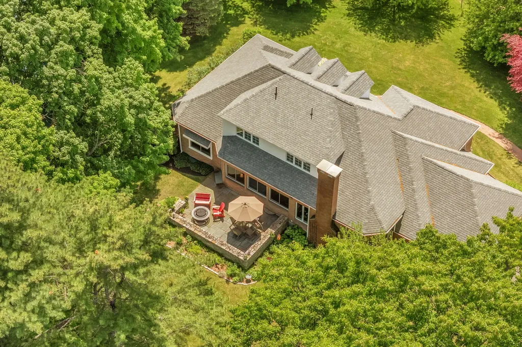 3 Pond Road Wayne ME 04284