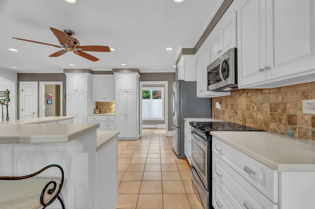 3 Pond Road Wayne ME 04284