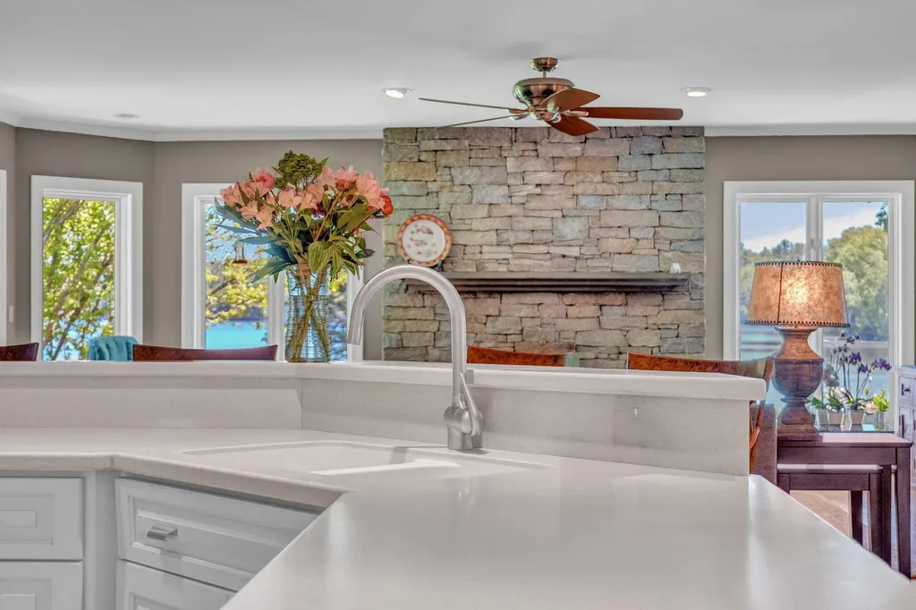 3 Pond Road Wayne ME 04284