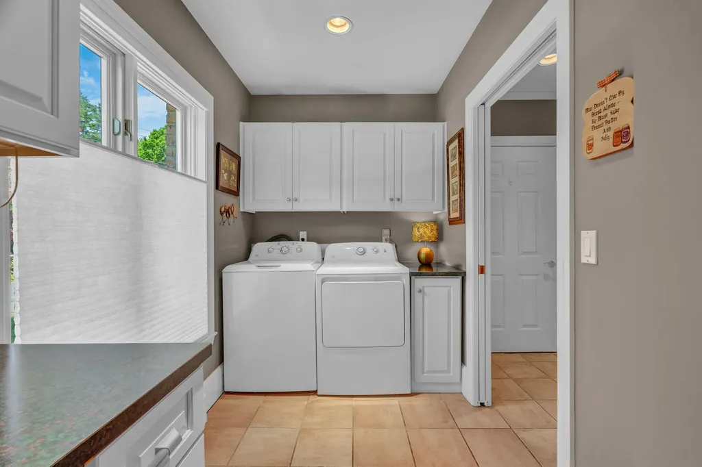 3 Pond Road Wayne ME 04284