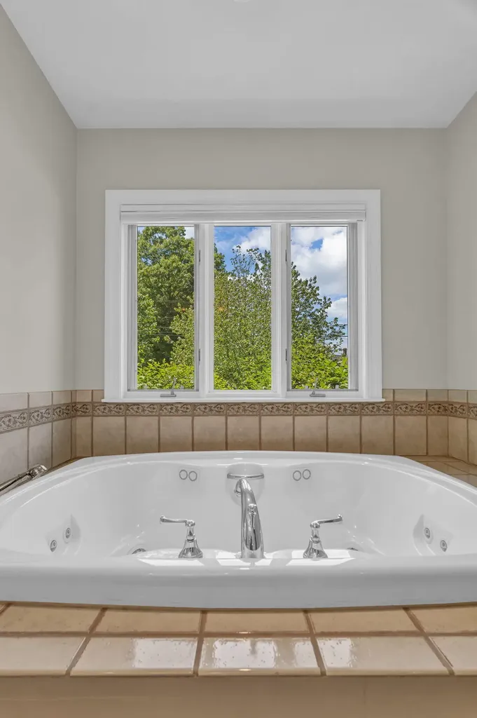 3 Pond Road Wayne ME 04284