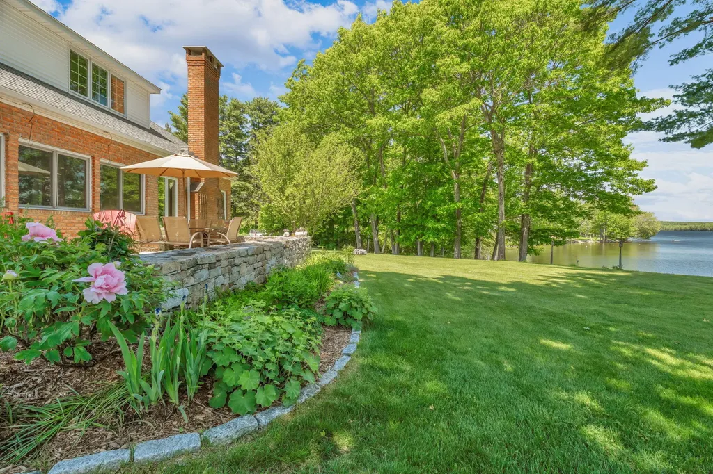 3 Pond Road Wayne ME 04284