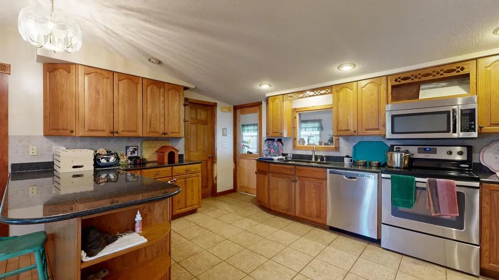 7 & 9 Land Street Skowhegan ME 04976