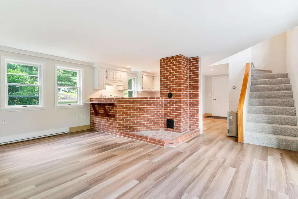18 Francis Way Kittery ME 03904