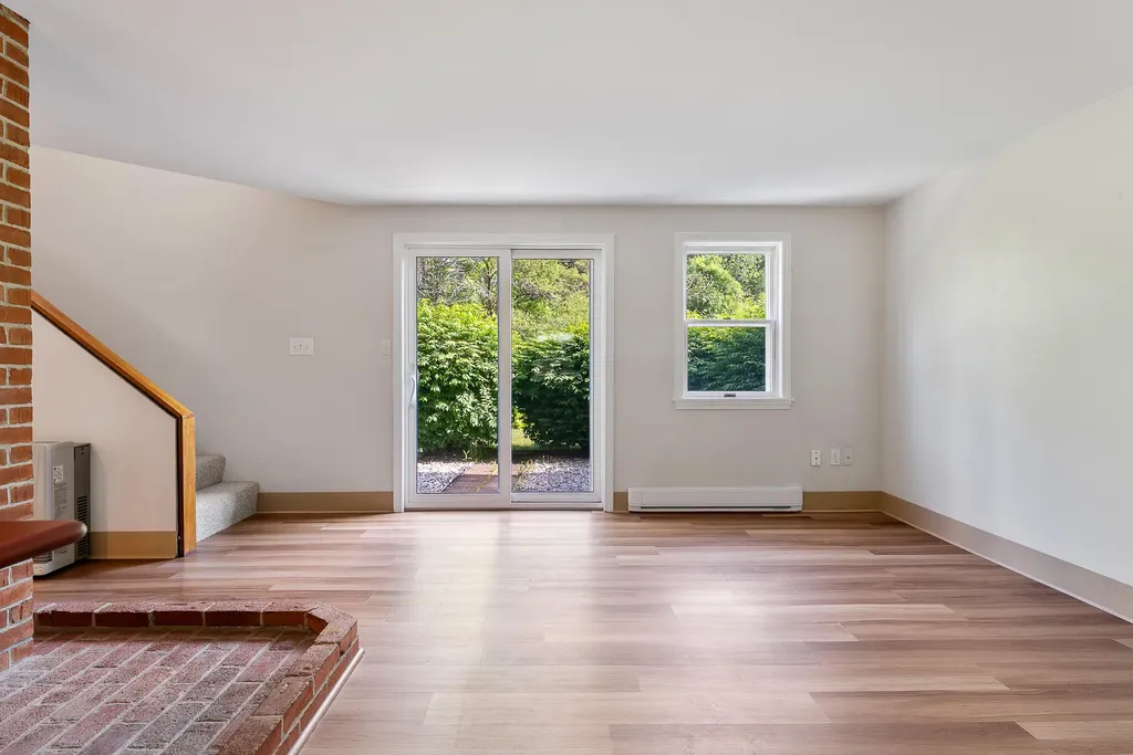 18 Francis Way Kittery ME 03904