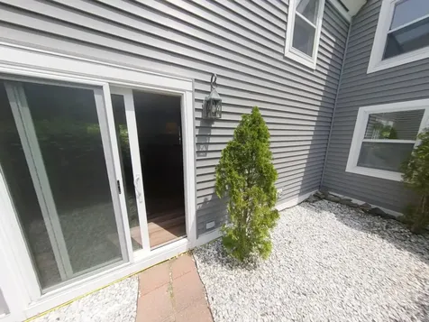 18 Francis Way Kittery ME 03904