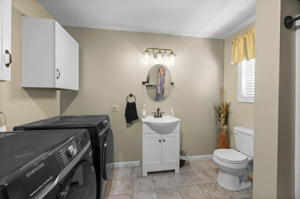 243 Harrison Avenue Gardiner ME 04345
