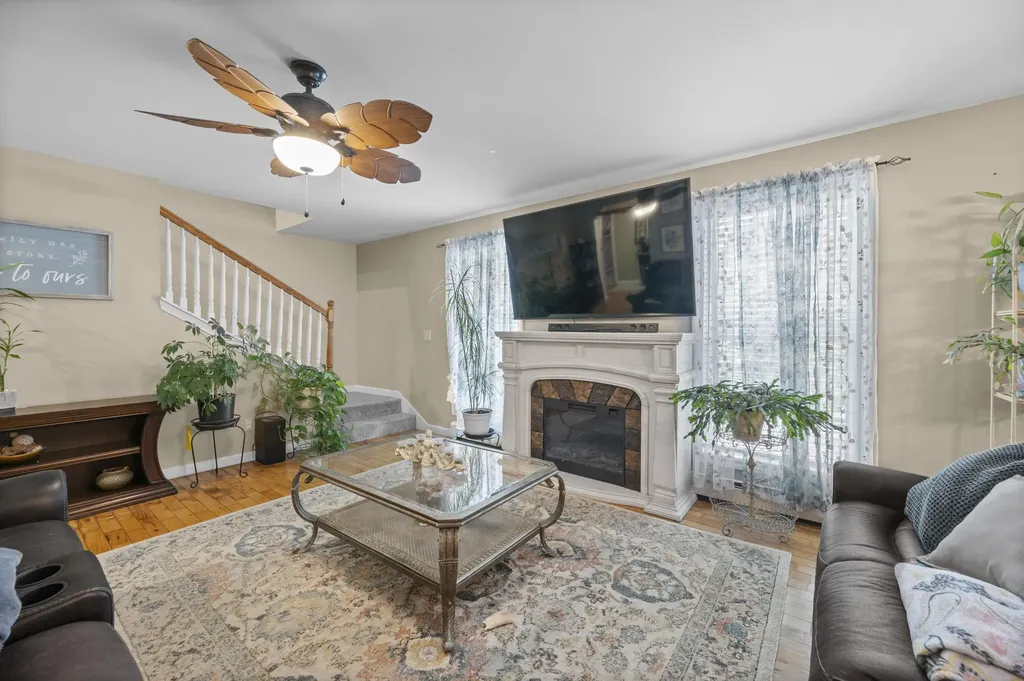 243 Harrison Avenue Gardiner ME 04345