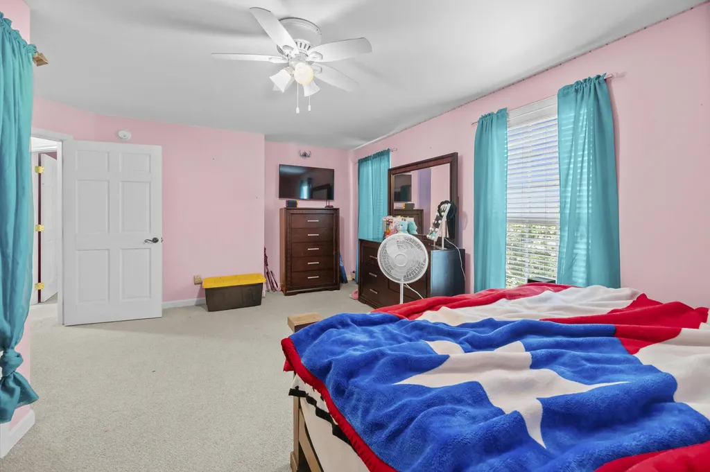 243 Harrison Avenue Gardiner ME 04345